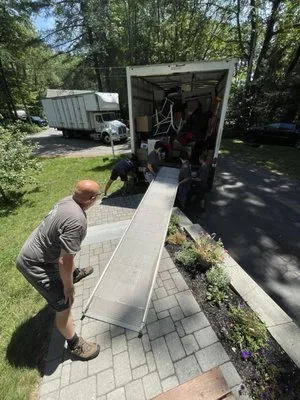 Gordons Moving photo 5